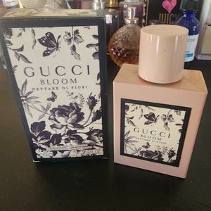 Gucci bloom perfume
